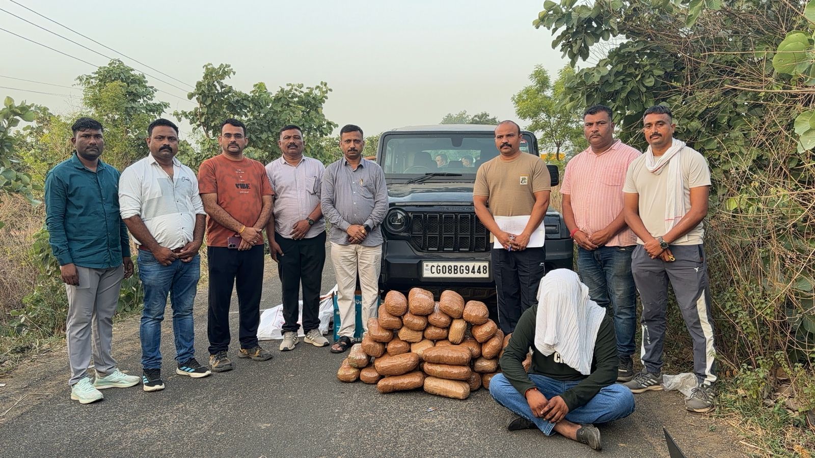 देवरी-कोहमारा मार्ग पर एलसीबी की बड़ी कार्रवाई, 38 किलो 500 ग्राम गांजा जब्त